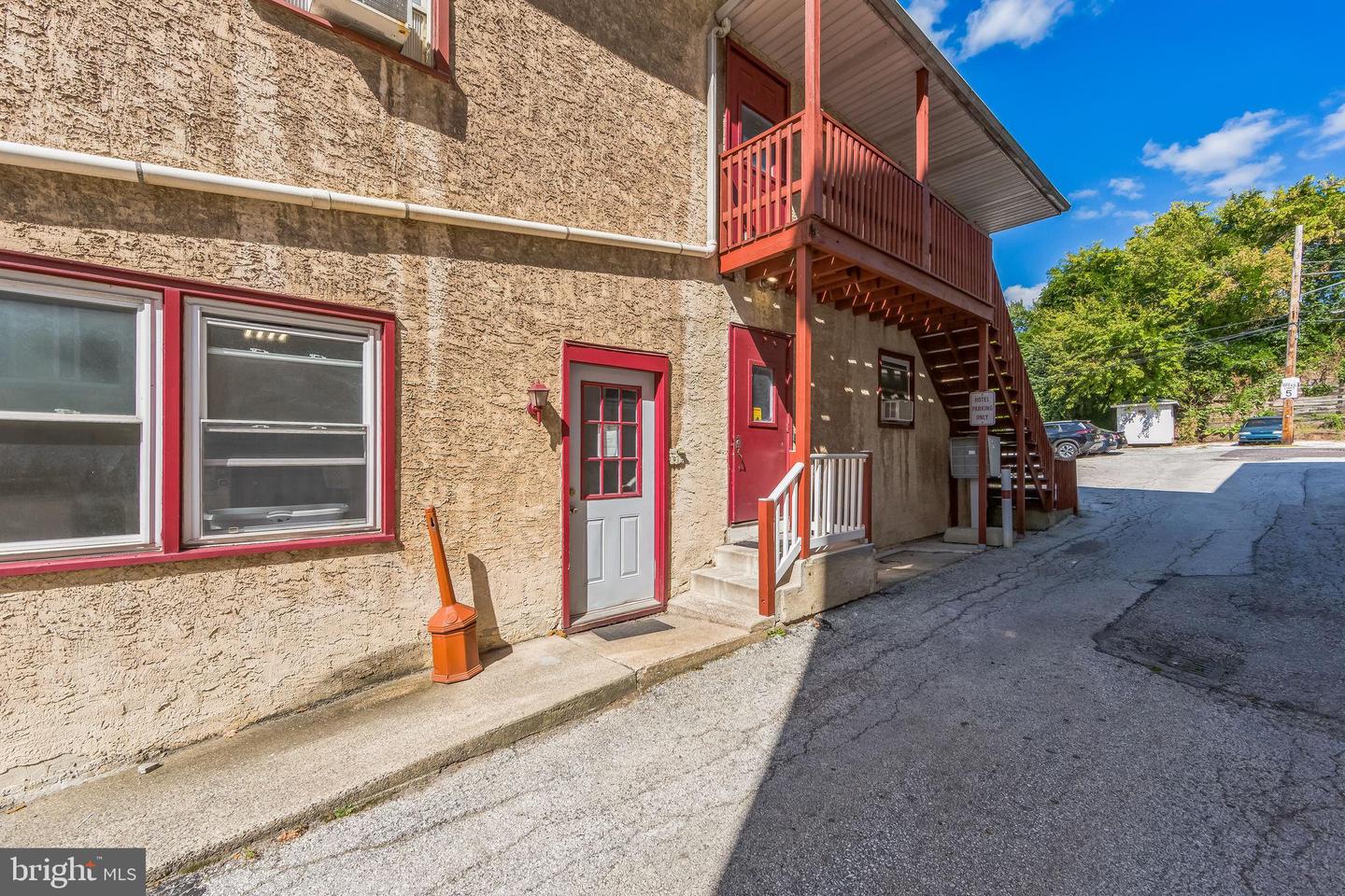 209 Property Photo 26