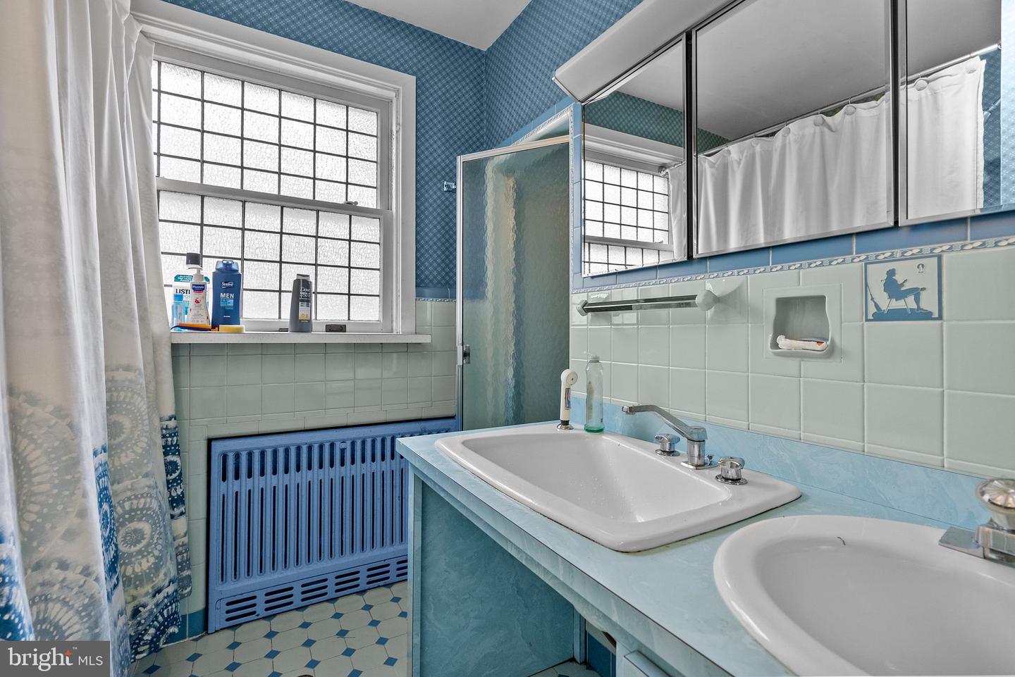 335 N Broad St Property Photo 11