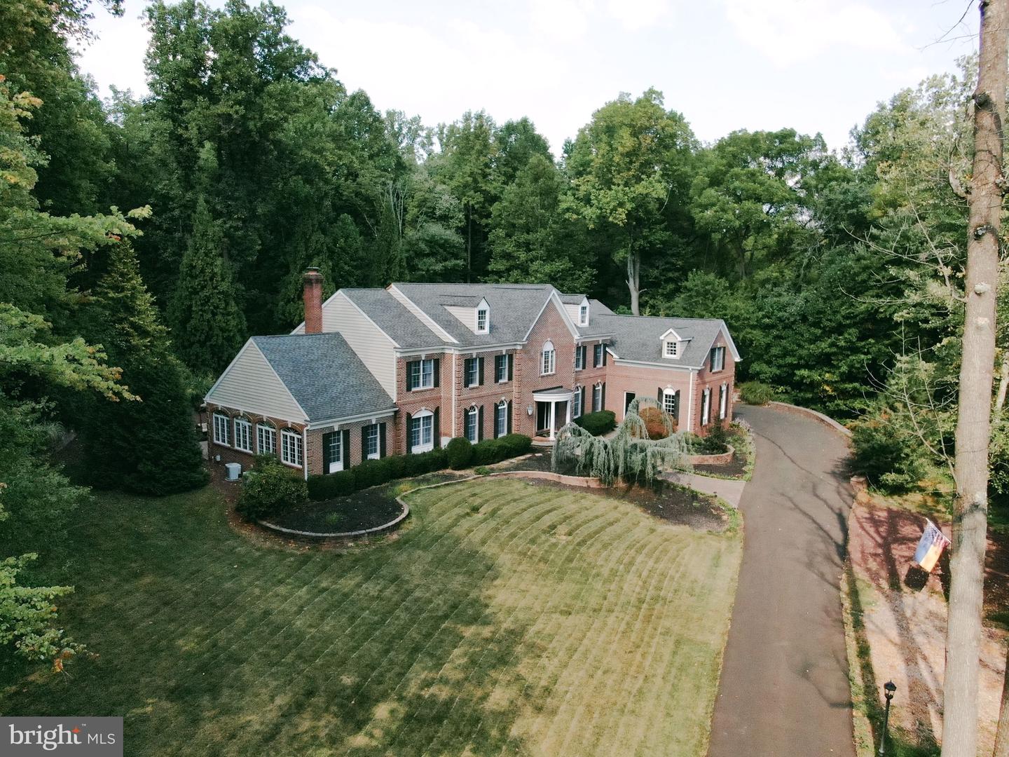 3450 WOODWARD RD