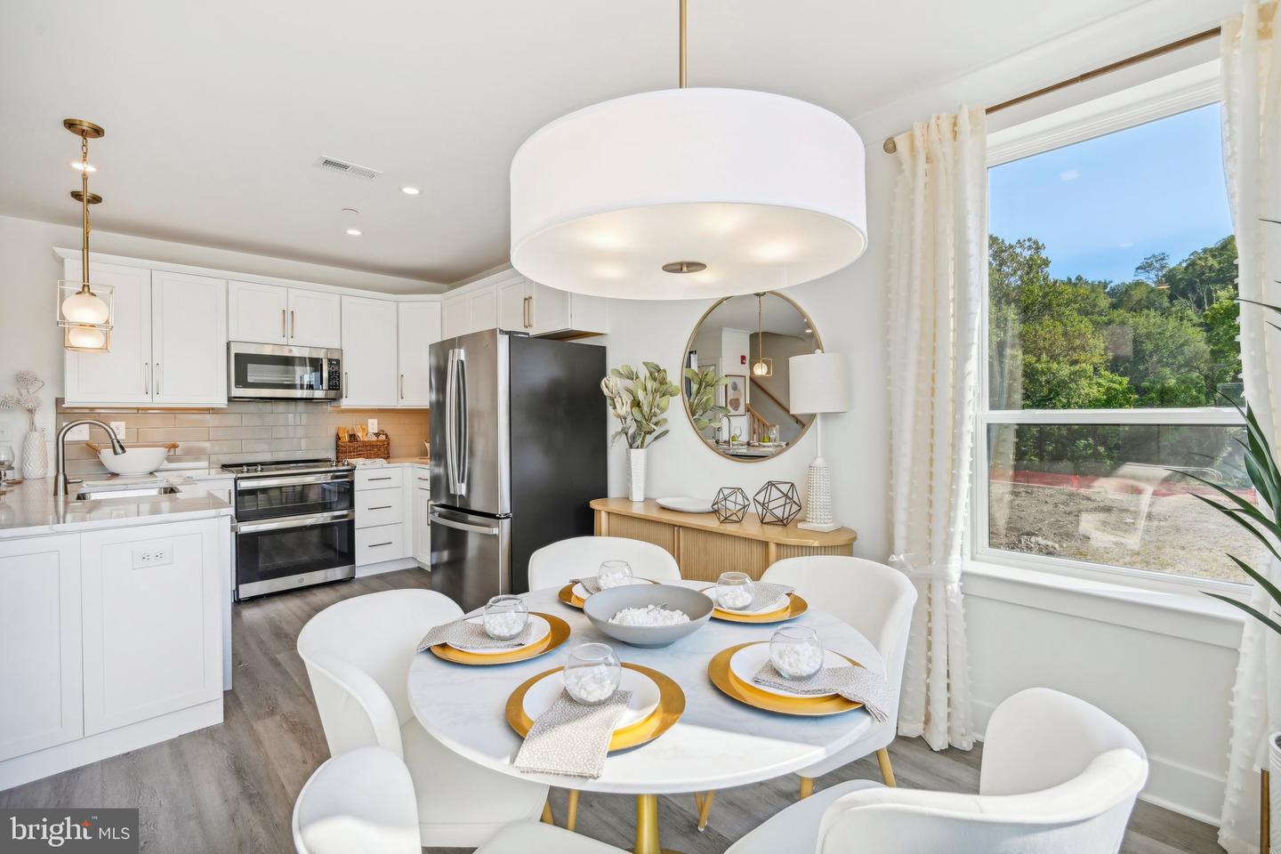 927 Riverplace Drive #27h Property Photo 8