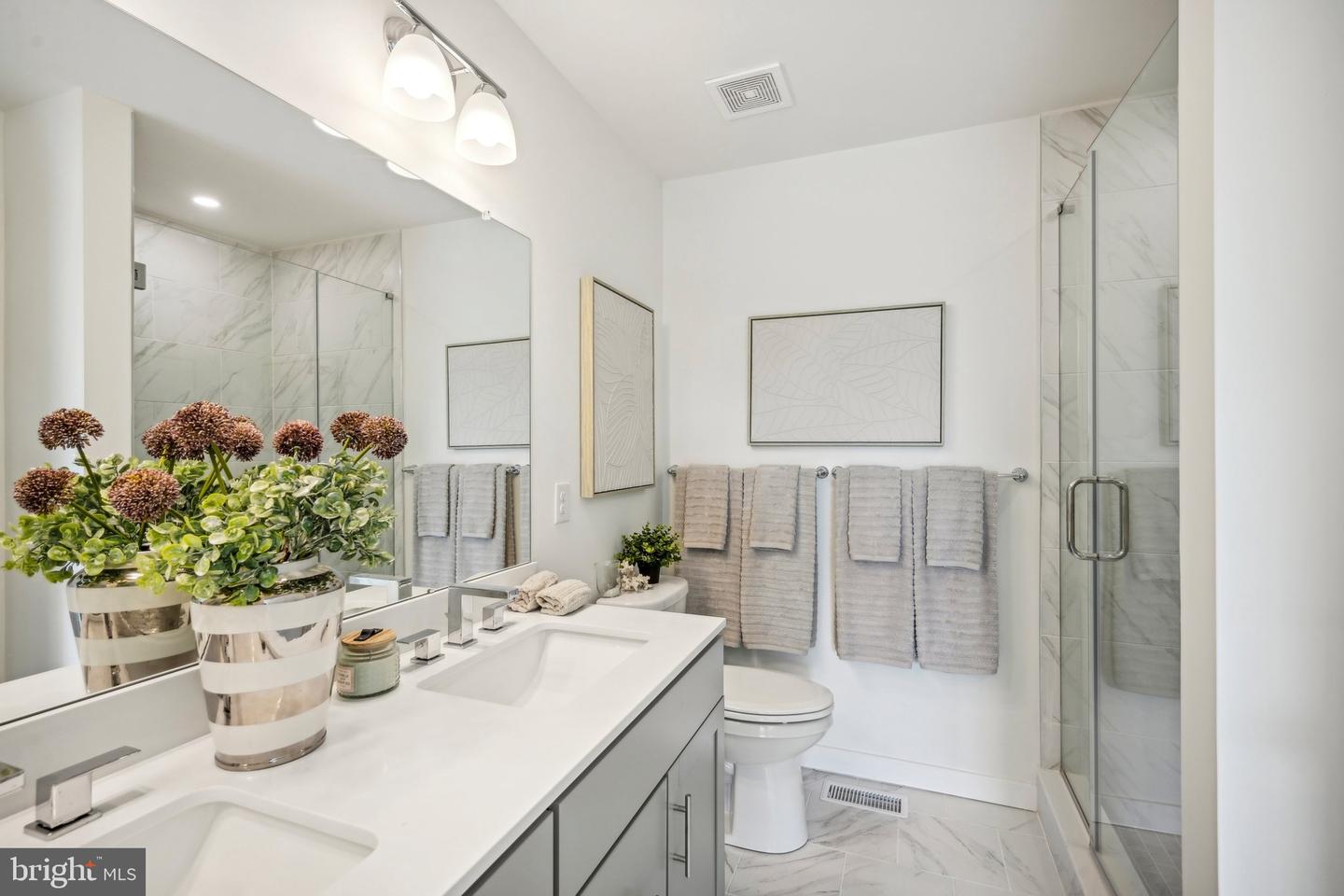 927 Riverplace Drive #27h Property Photo 15