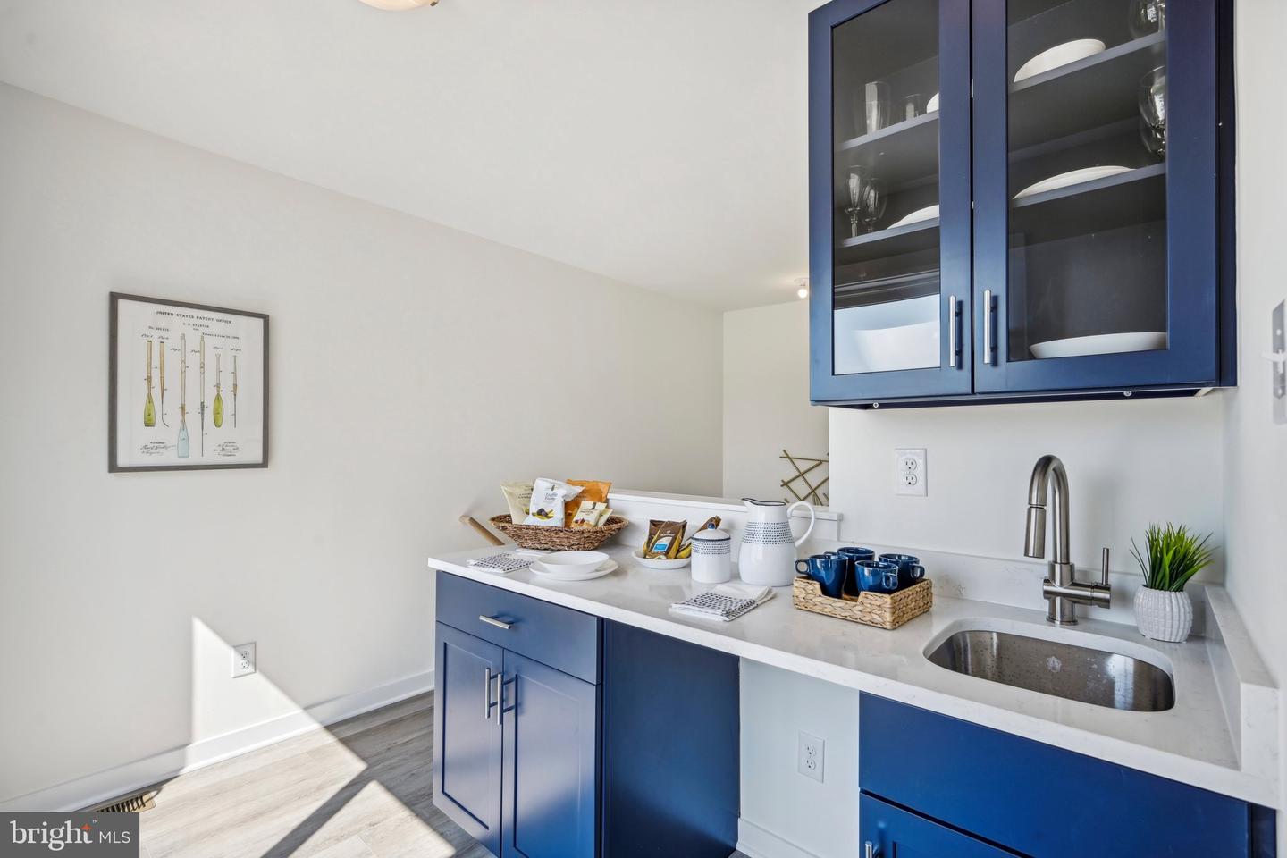 927 Riverplace Drive #27h Property Photo 18