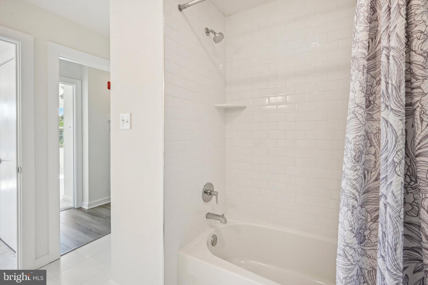 927 Riverplace Drive #27h Property Photo 24