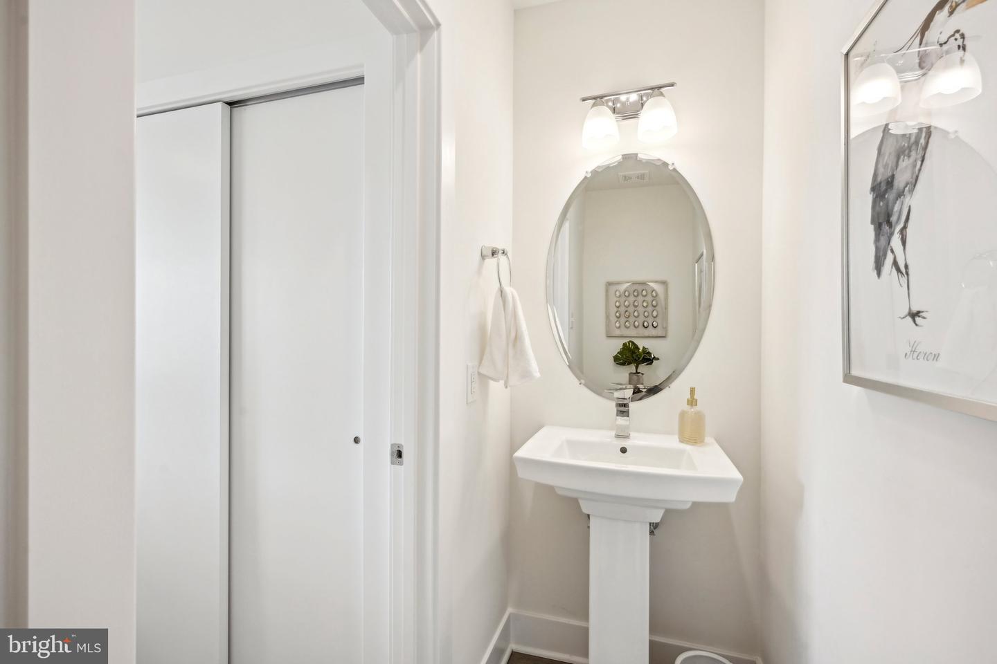927 Riverplace Drive #27h Property Photo 25