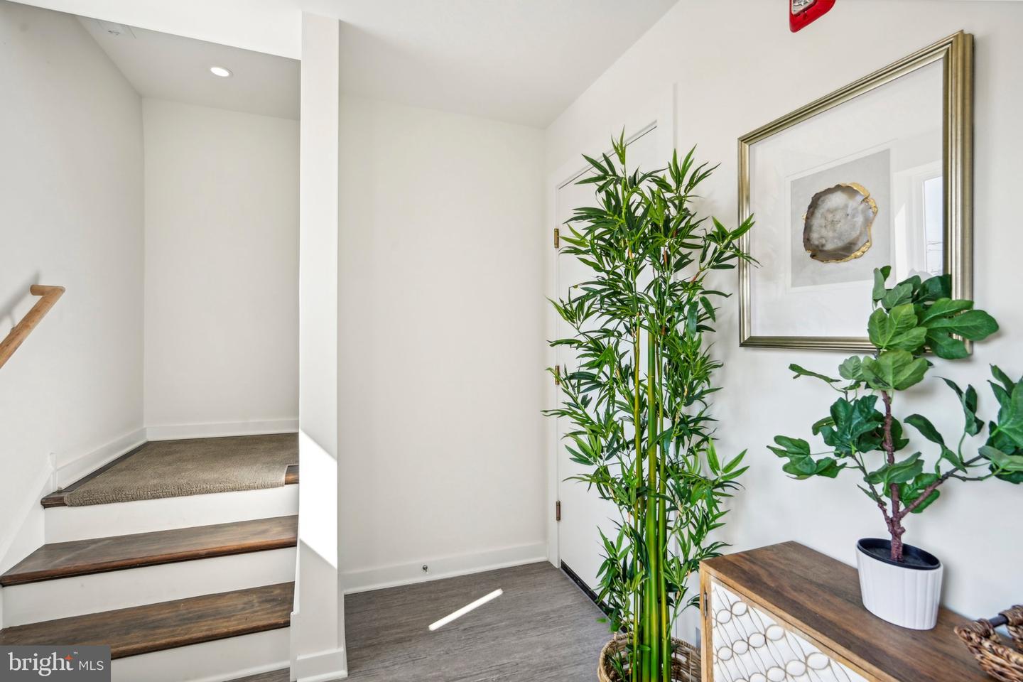 927 Riverplace Drive #27h Property Photo 26