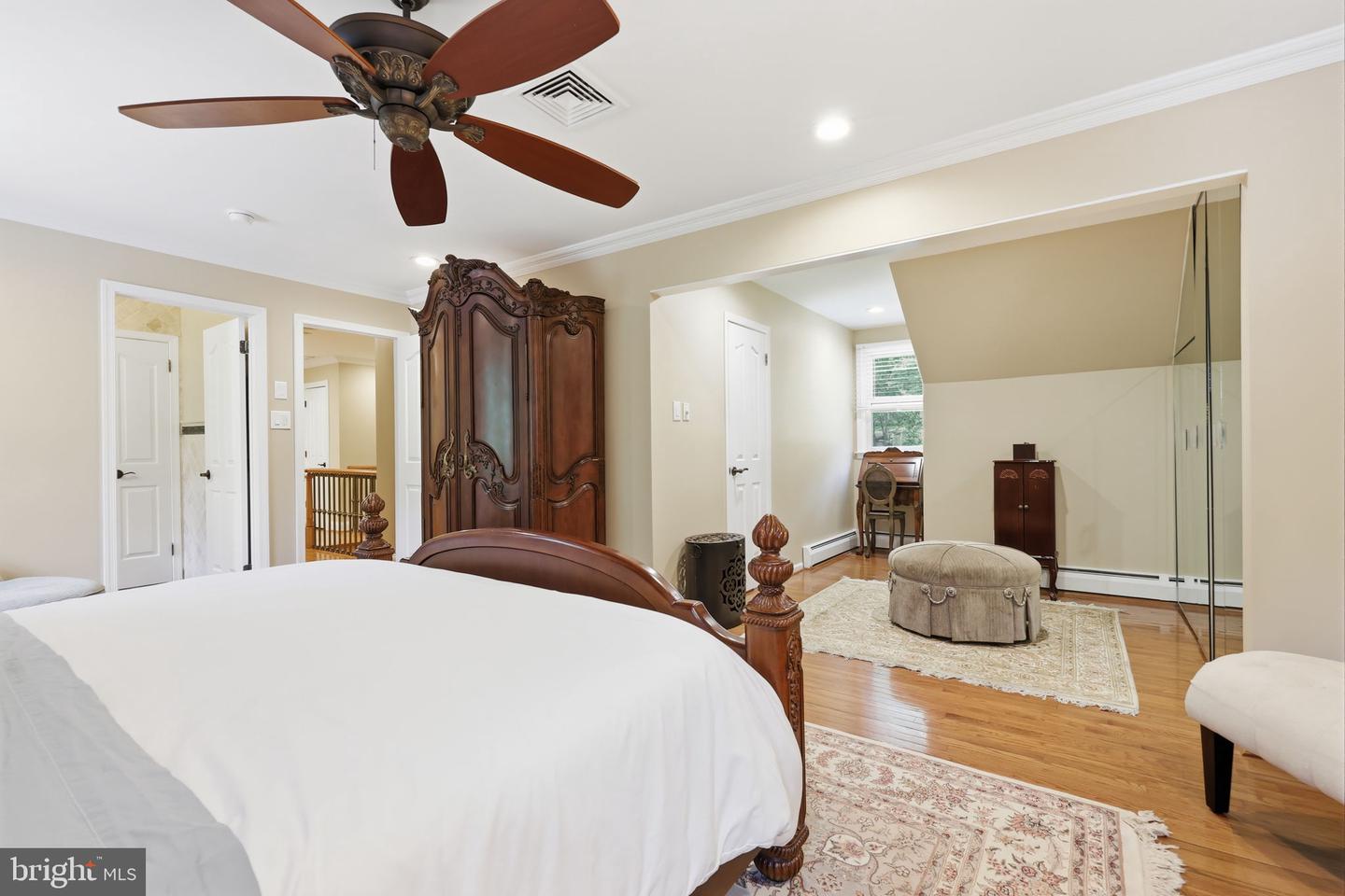80 High Point W Property Photo 32