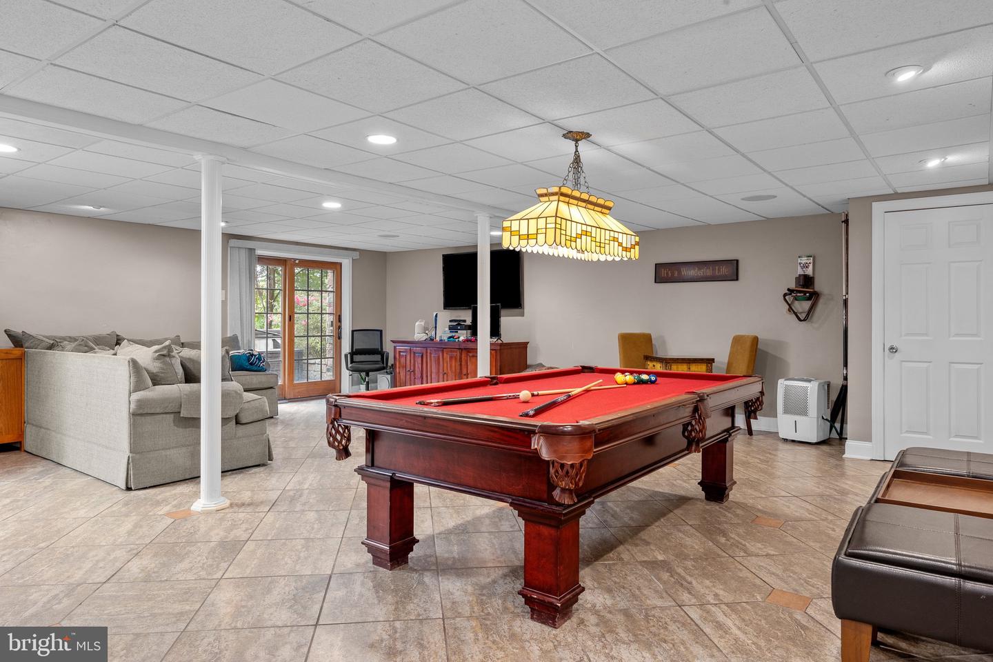 80 High Point W Property Photo 49