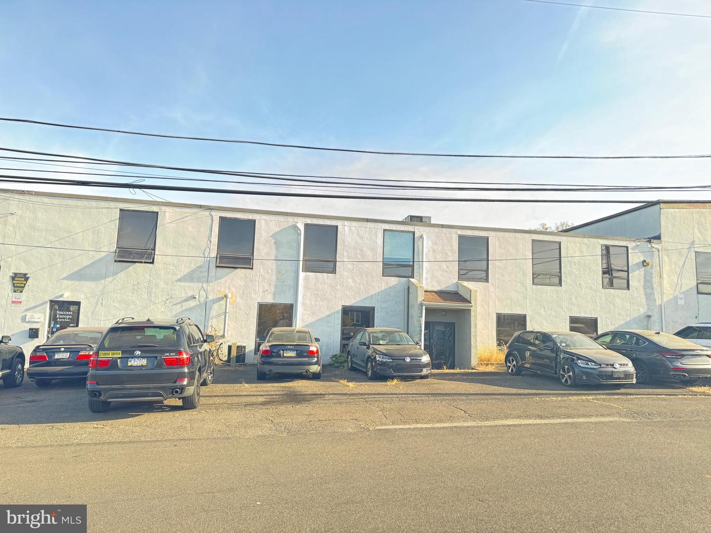 400 Lincoln Ave #c Property Photo 1