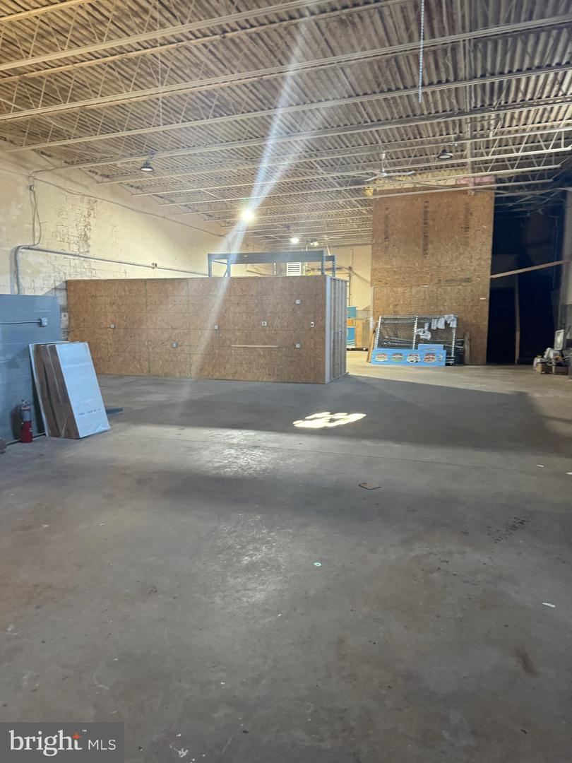 390 Lincoln Ave #c And D Property Photo 12
