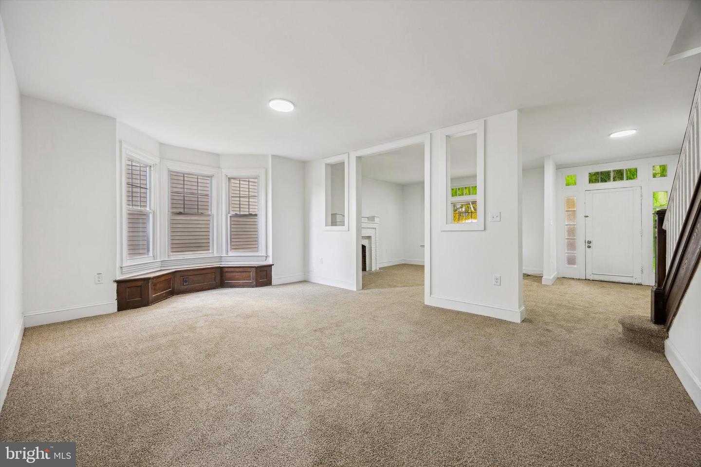 110 S Franklin St Property Photo 10