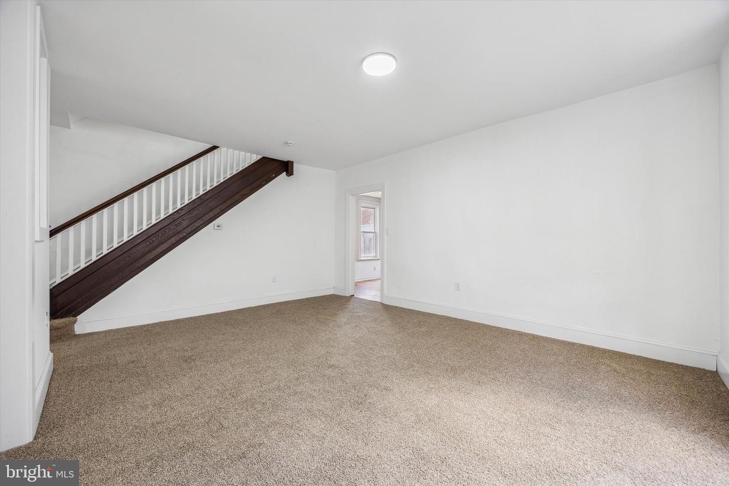 110 S Franklin St Property Photo 12