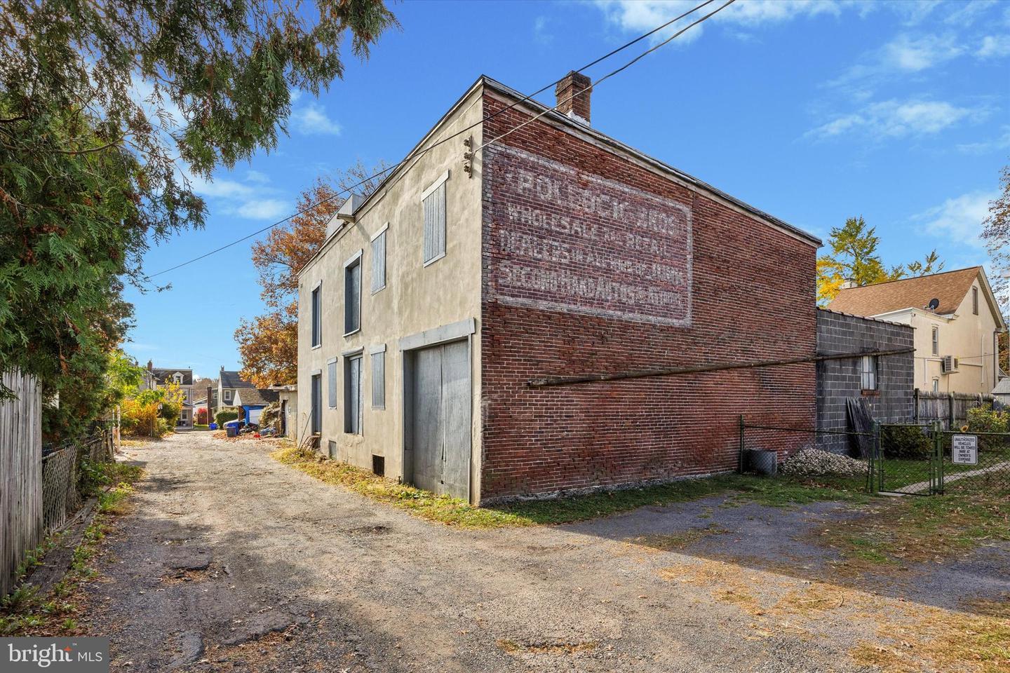 110 S Franklin St Property Photo 33