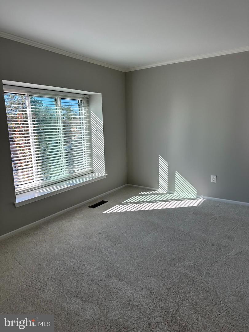 412 Stonybrook #412 Property Photo 23