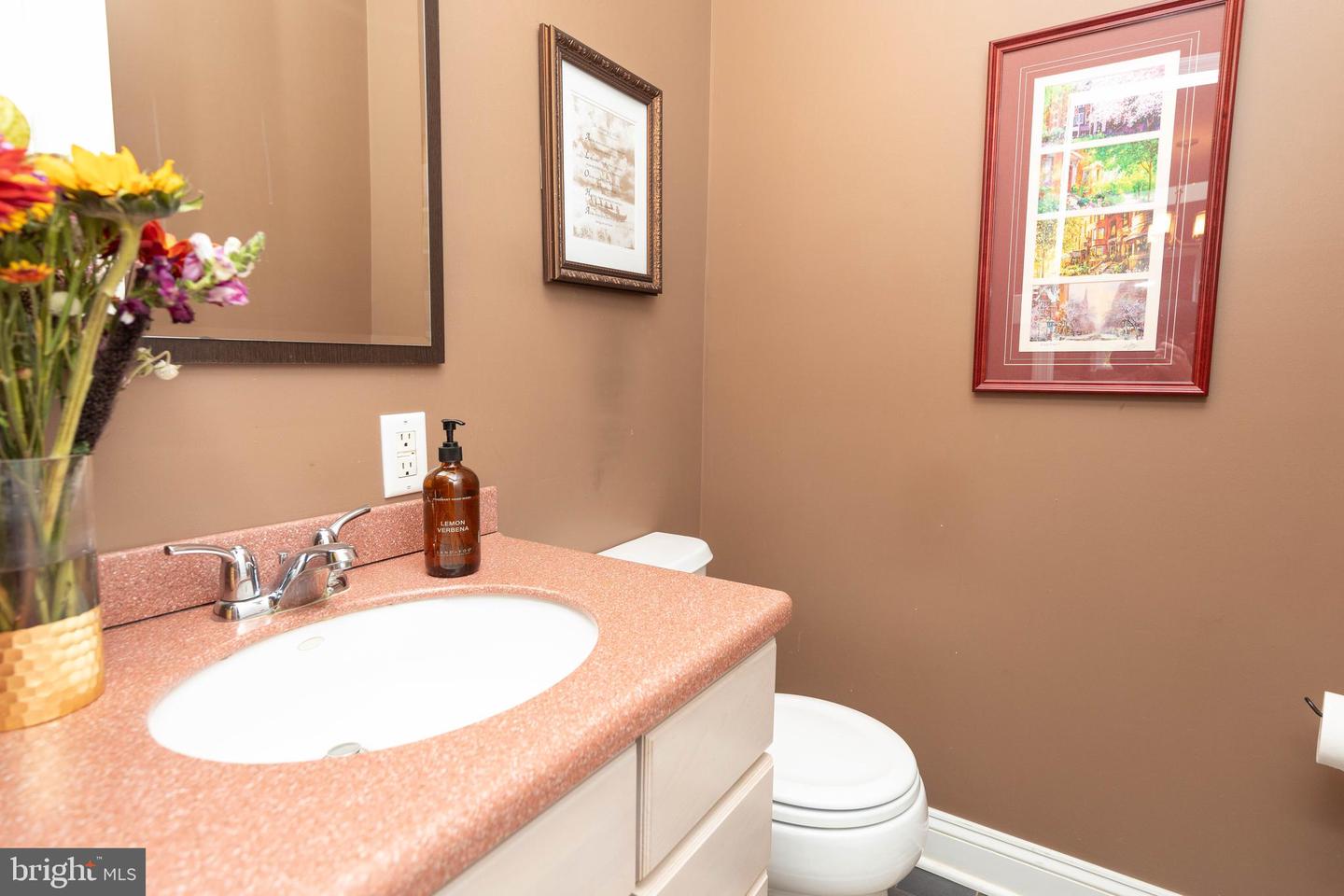 2150 Saint Alberts Cir Property Photo 30
