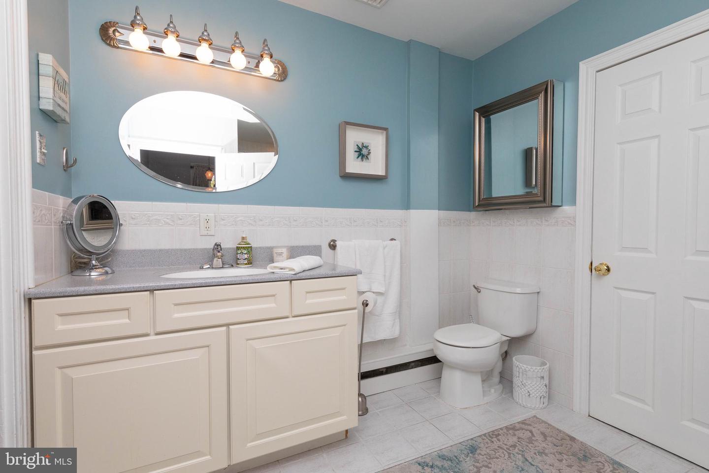 2150 Saint Alberts Cir Property Photo 37