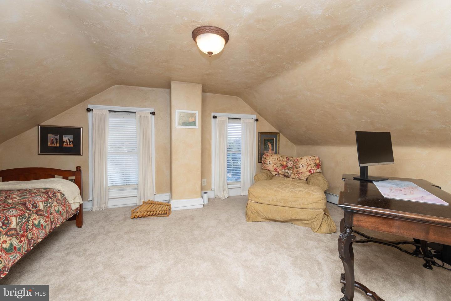 2150 Saint Alberts Cir Property Photo 47