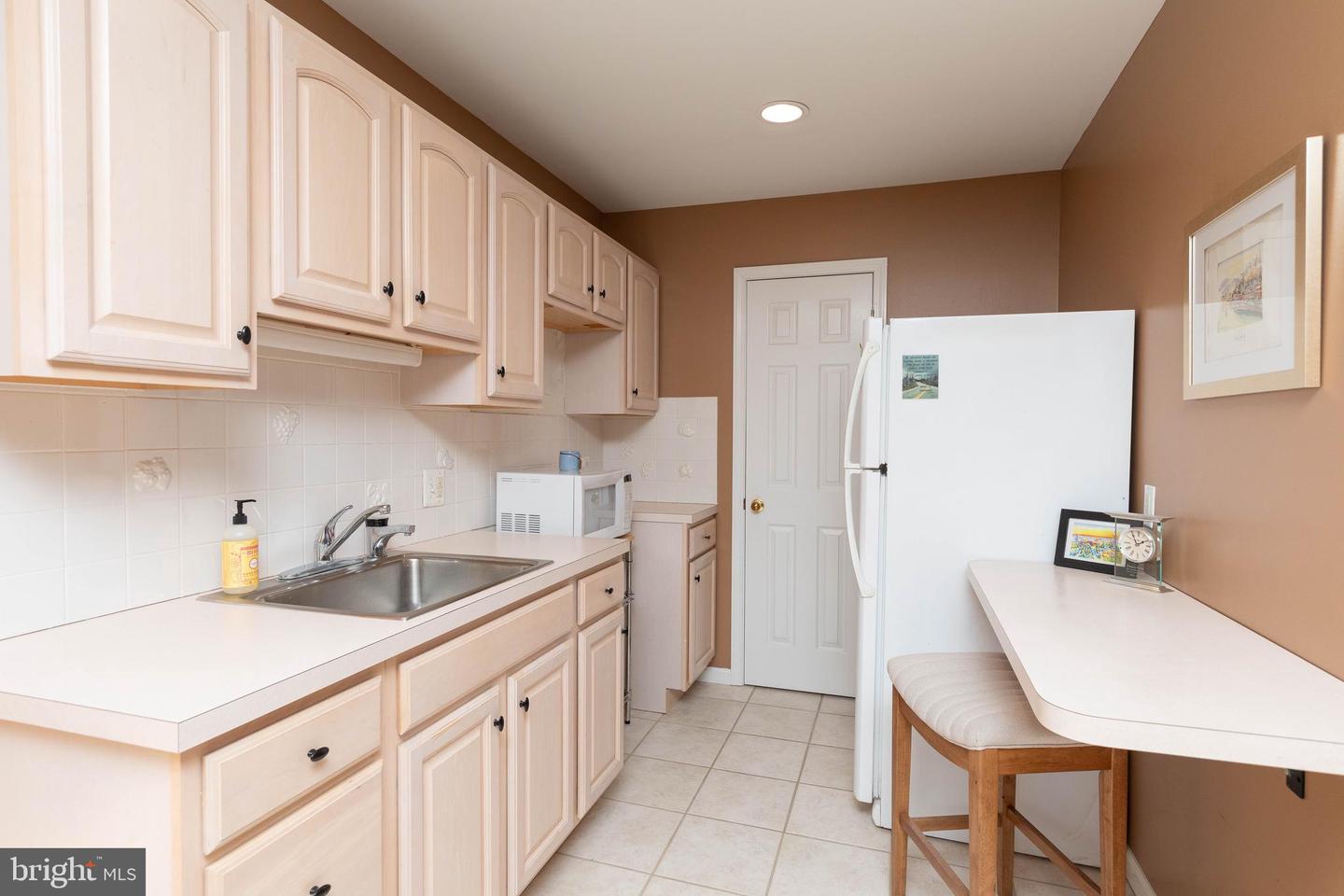 2150 Saint Alberts Cir Property Photo 57