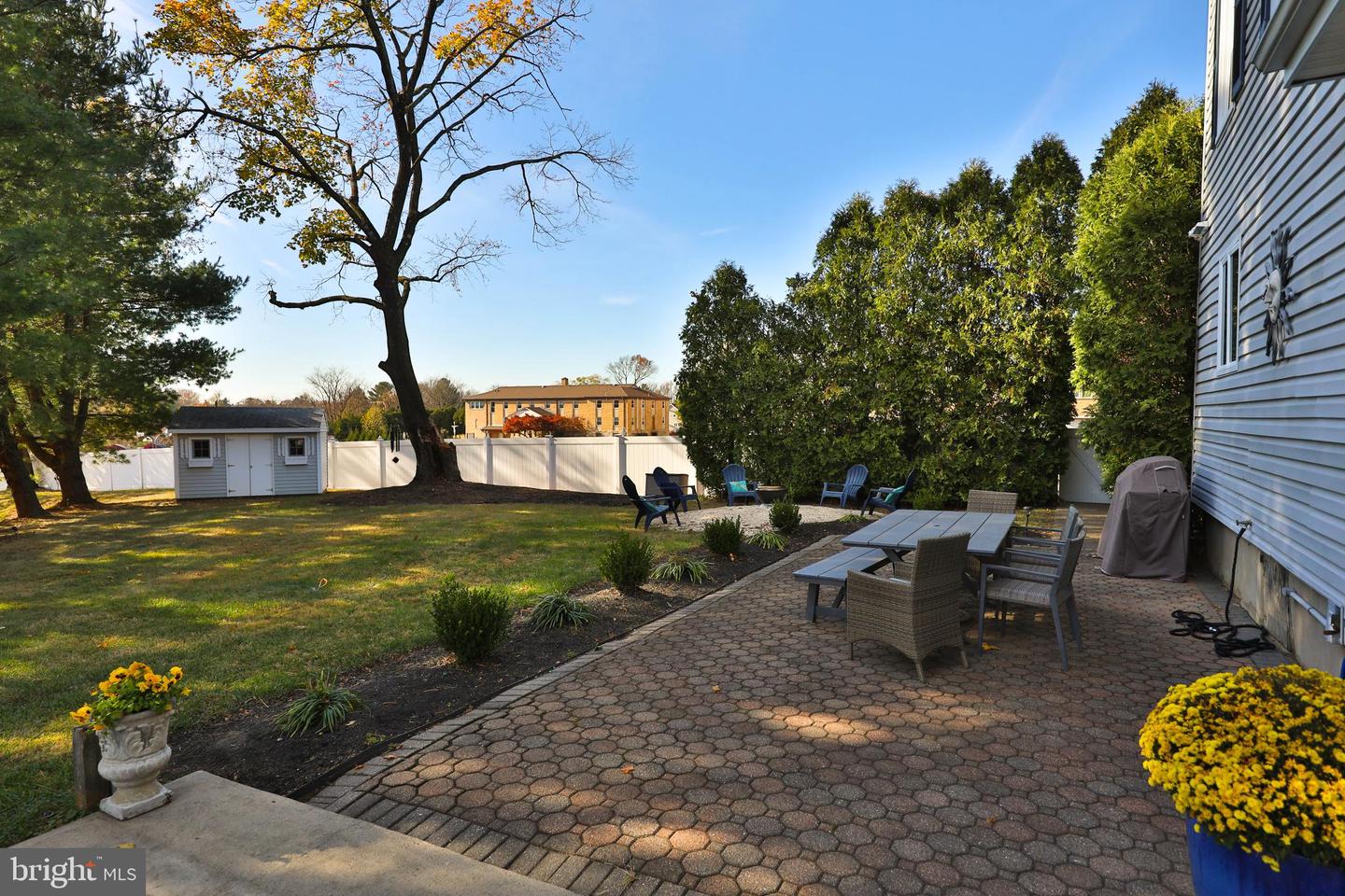 2150 Saint Alberts Cir Property Photo 67
