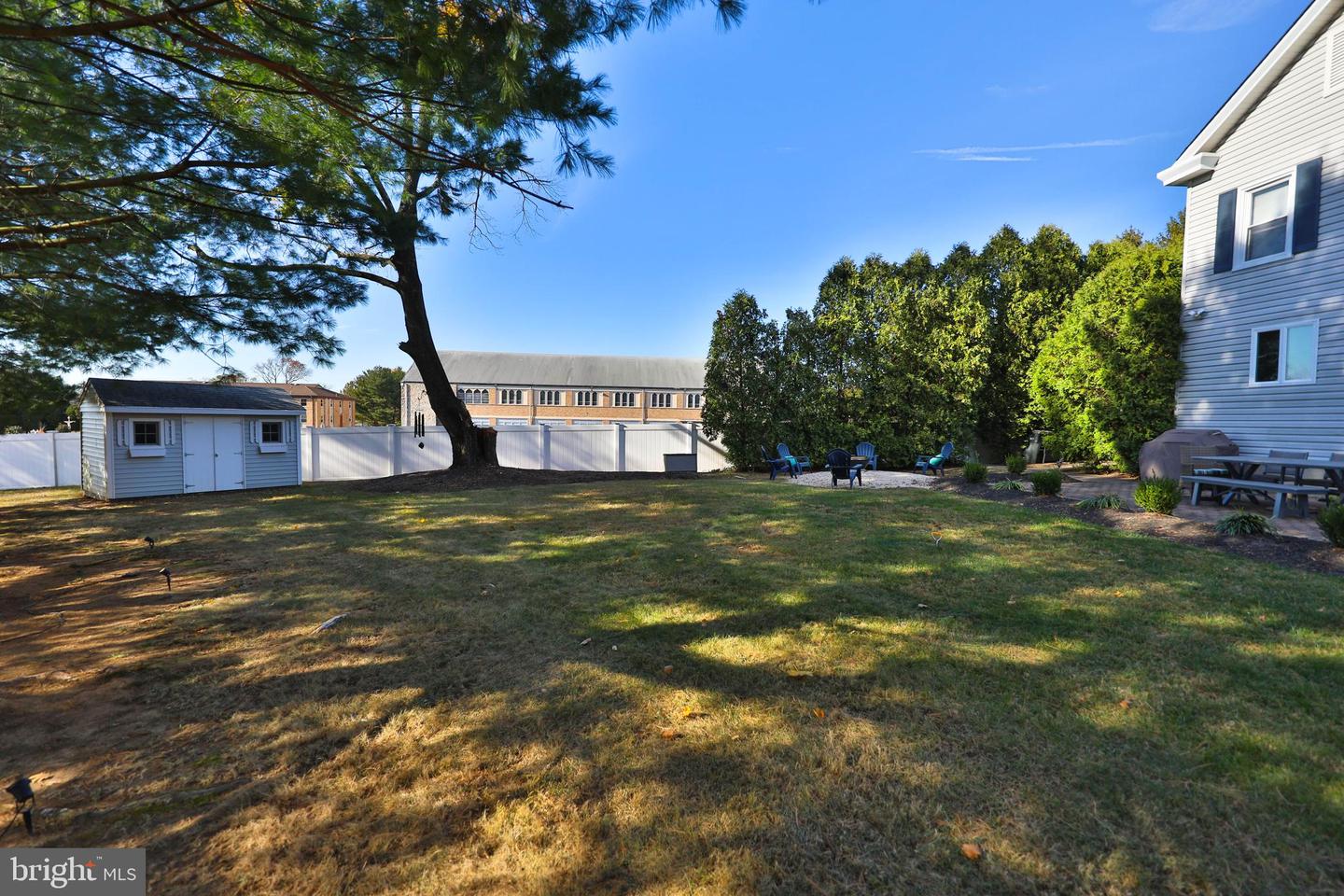 2150 Saint Alberts Cir Property Photo 68