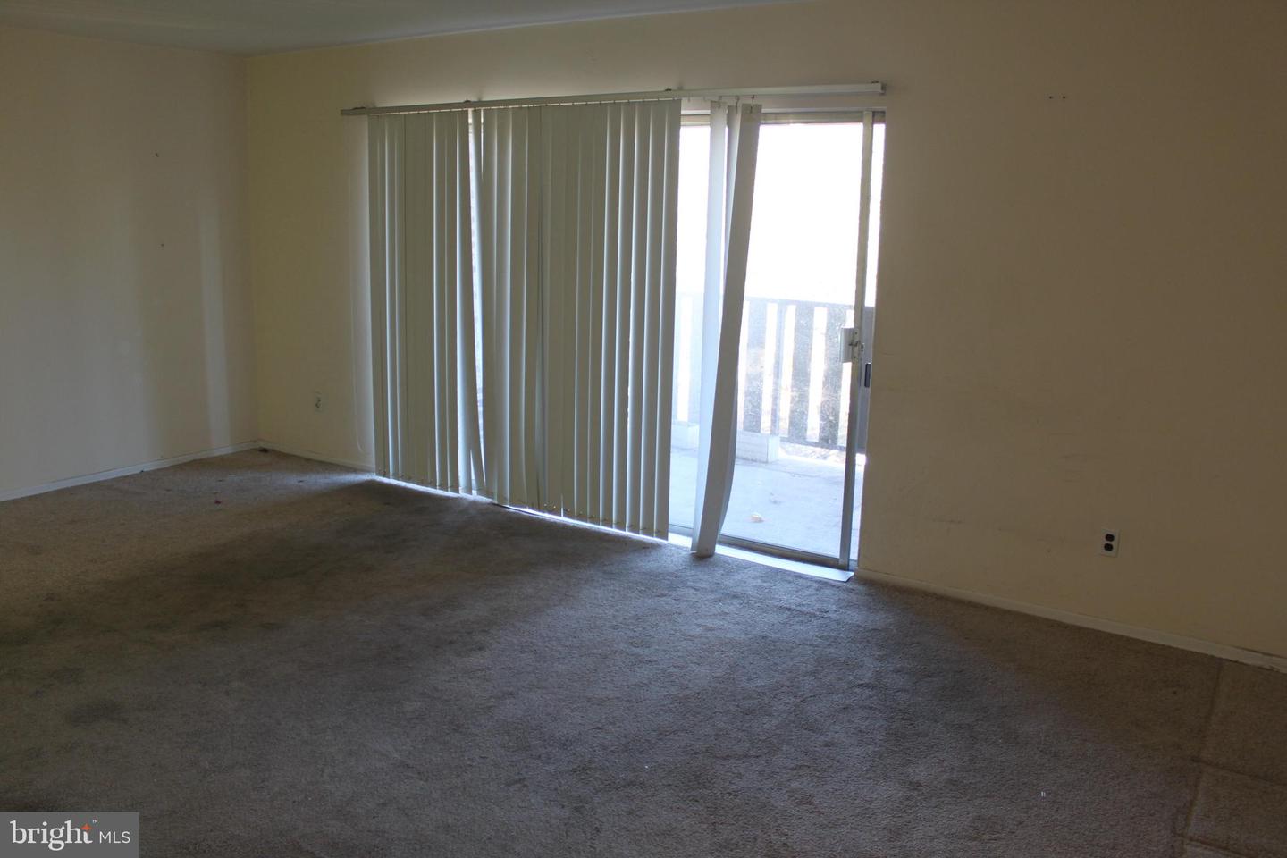 1570 The Fairway #507e Property Photo 7