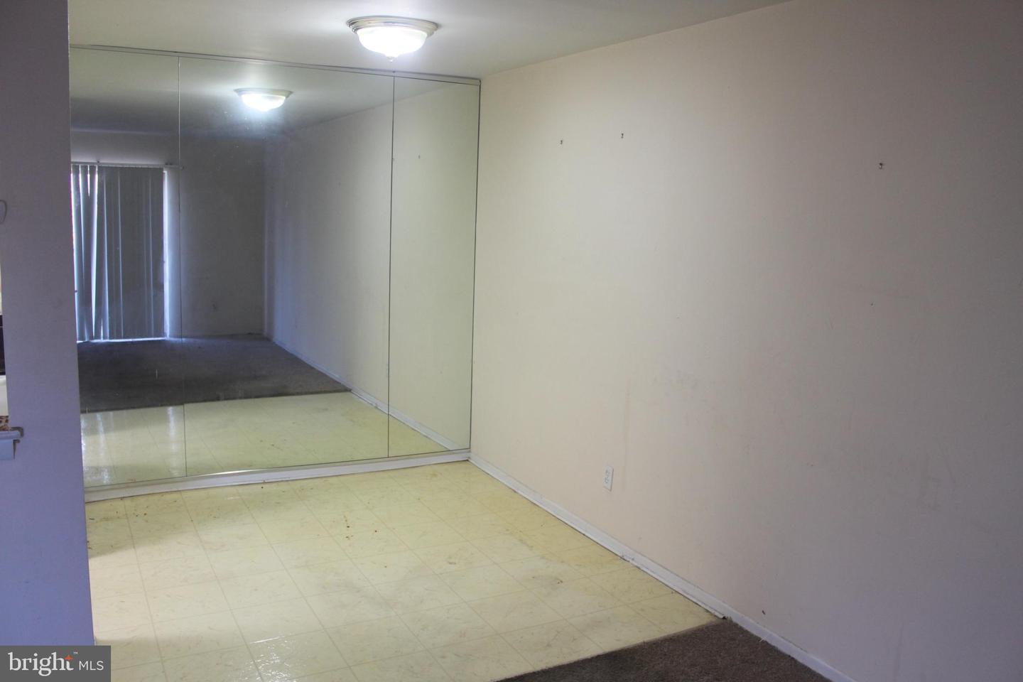 1570 The Fairway #507e Property Photo 13