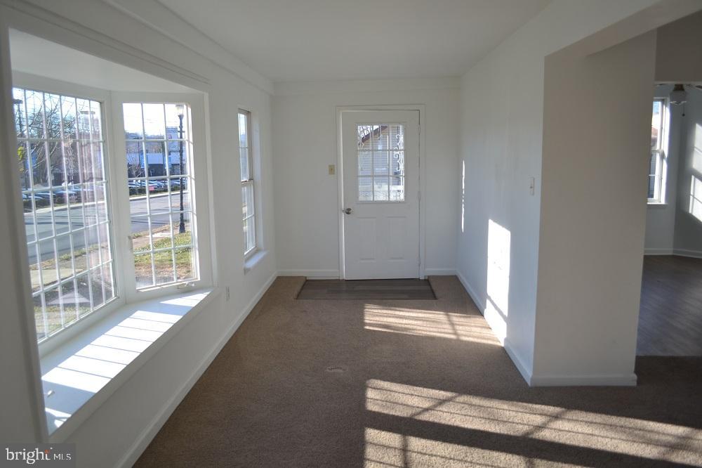 1664 Easton Rd Property Photo 9