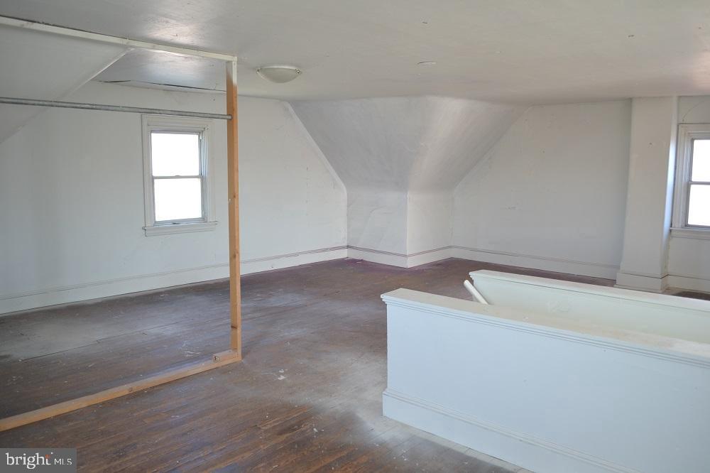 1664 Easton Rd Property Photo 29