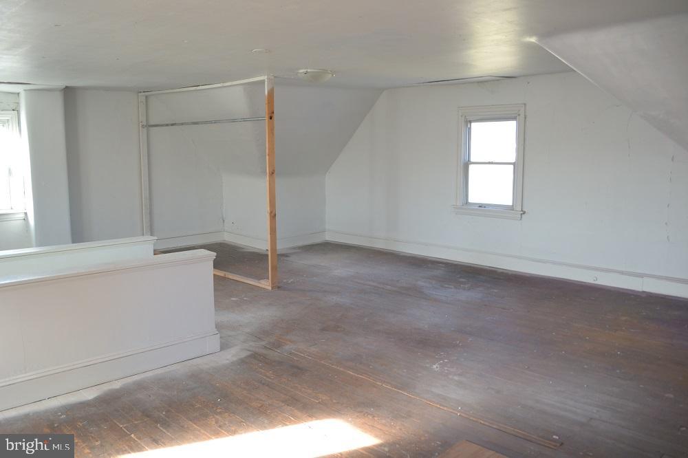 1664 Easton Rd Property Photo 30