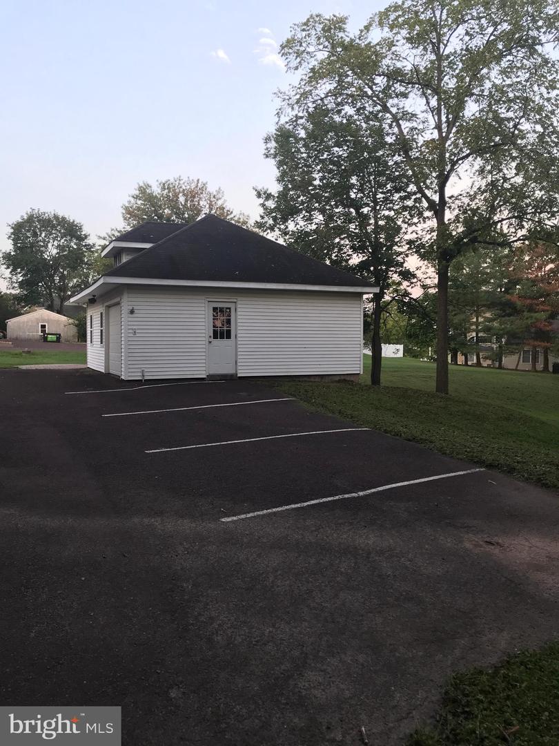 675 Harleysville Pike Property Photo 30