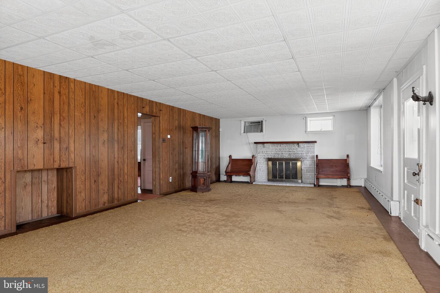 411 Swamp Pike Property Photo 8