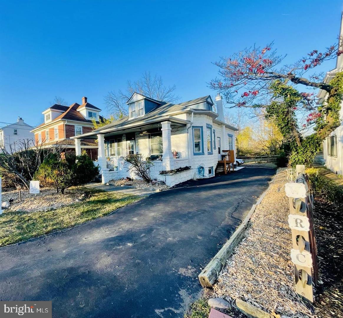 25 E Germantown Property Photo 7