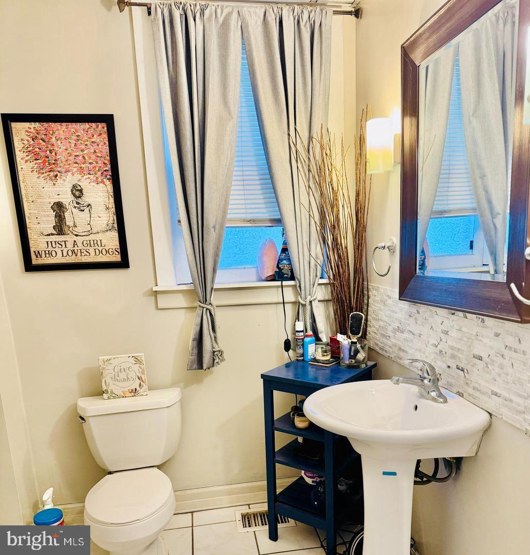 25 E Germantown Property Photo 23