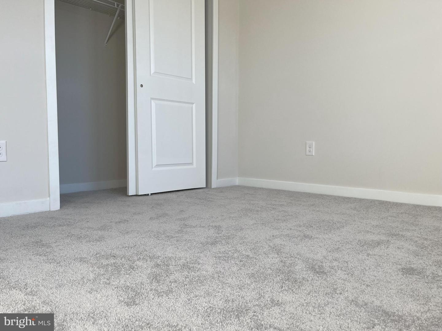 63 Continental Way Property Photo 39