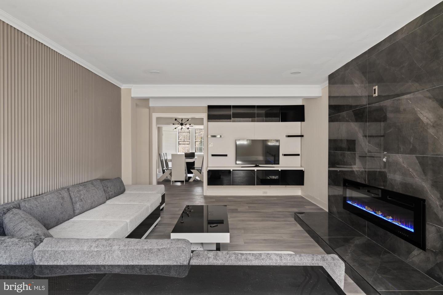 415 City Ave #i-2 Property Photo