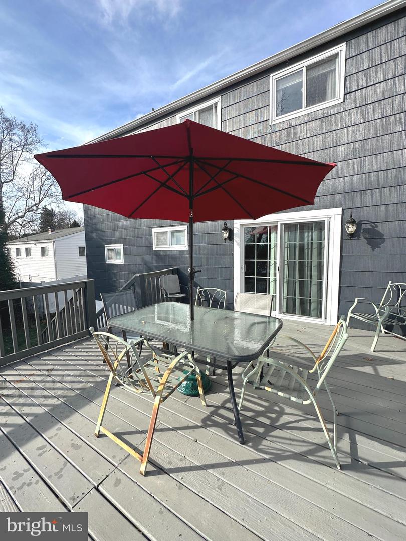 1521 Coulon Rd Property Photo 1