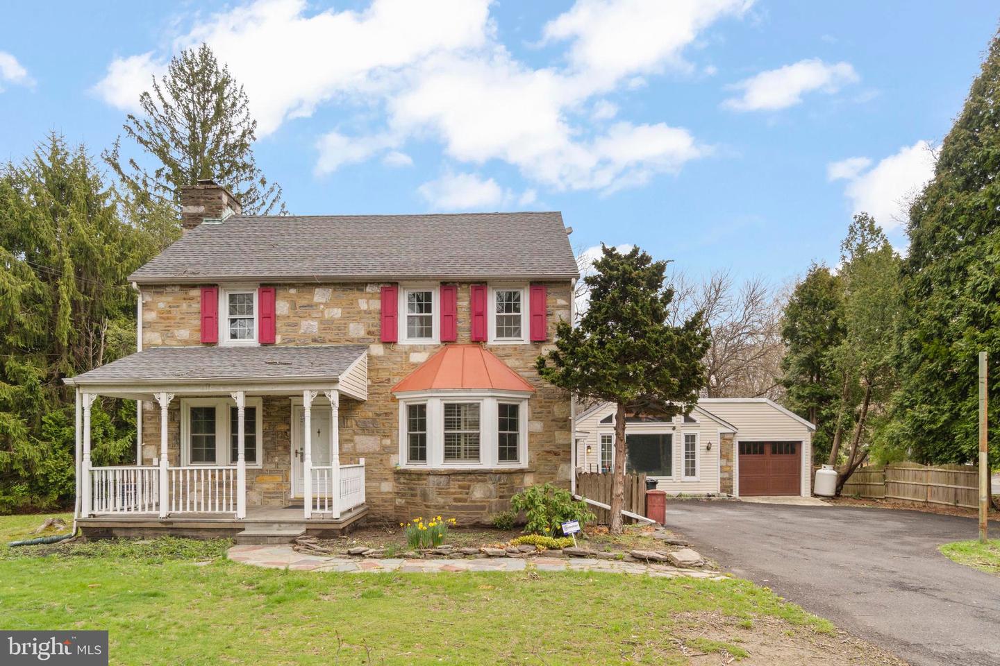 163 Welsh Rd Property Photo