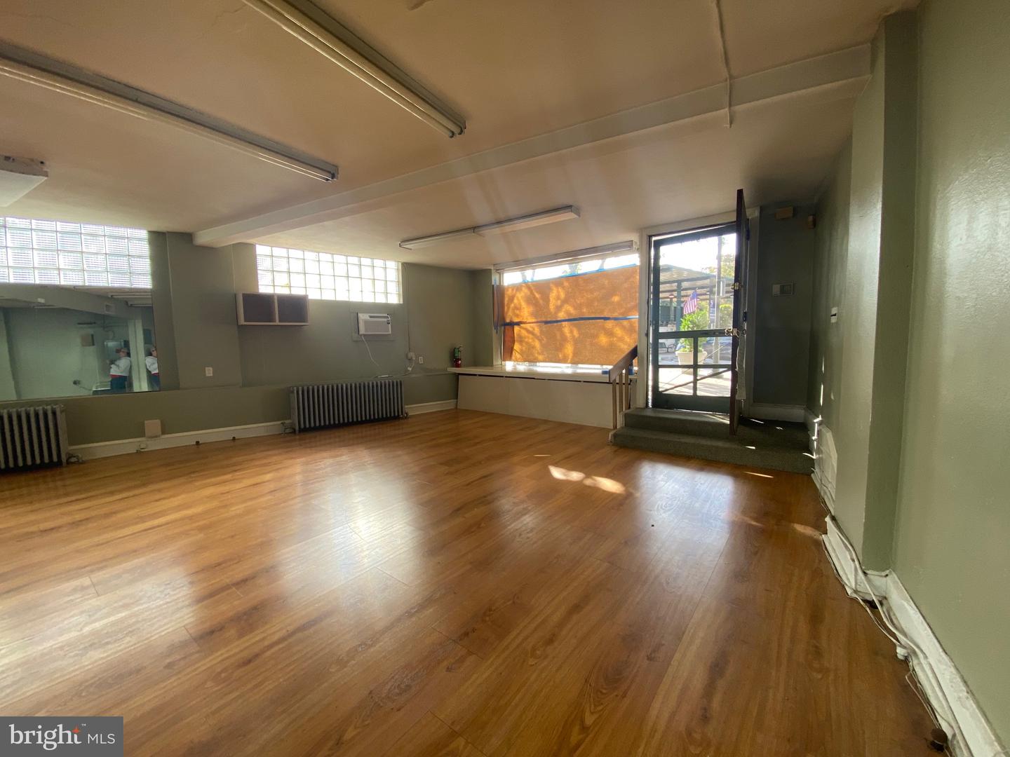 222 Haverford Ave #1st Floor Rear Property Photo 3