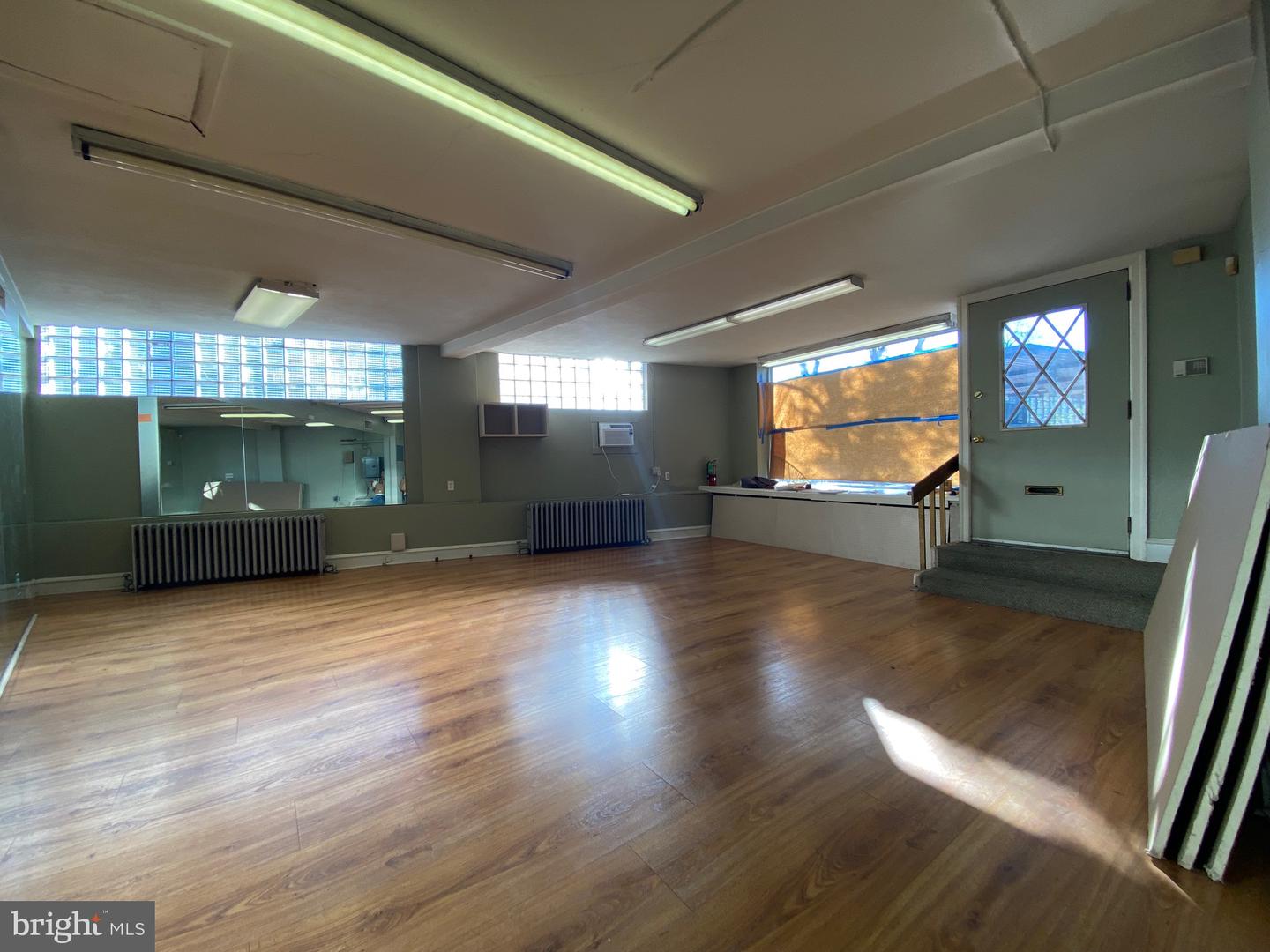 222 Haverford Ave #1st Floor Rear Property Photo 10