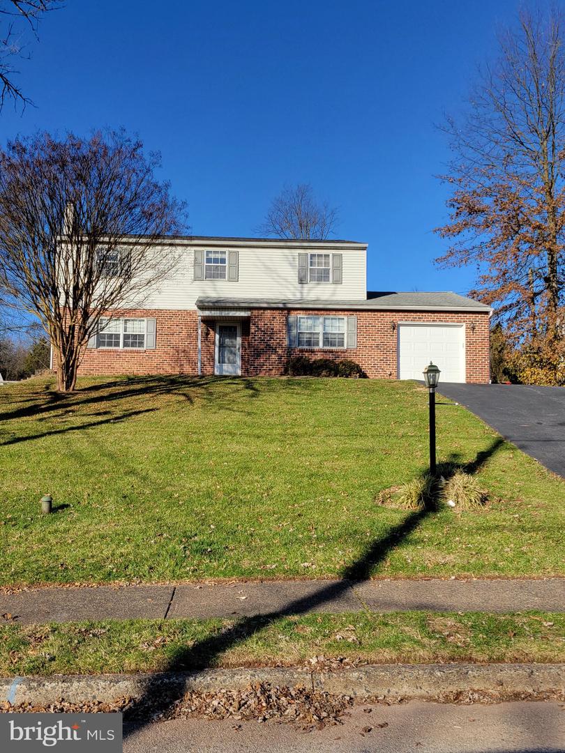 21 Heatherwood Hill Property Photo