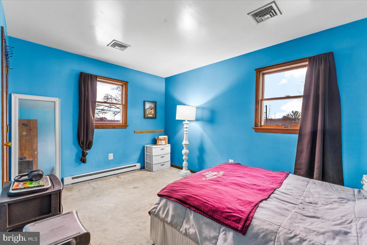 303 Fairview St Property Photo 15