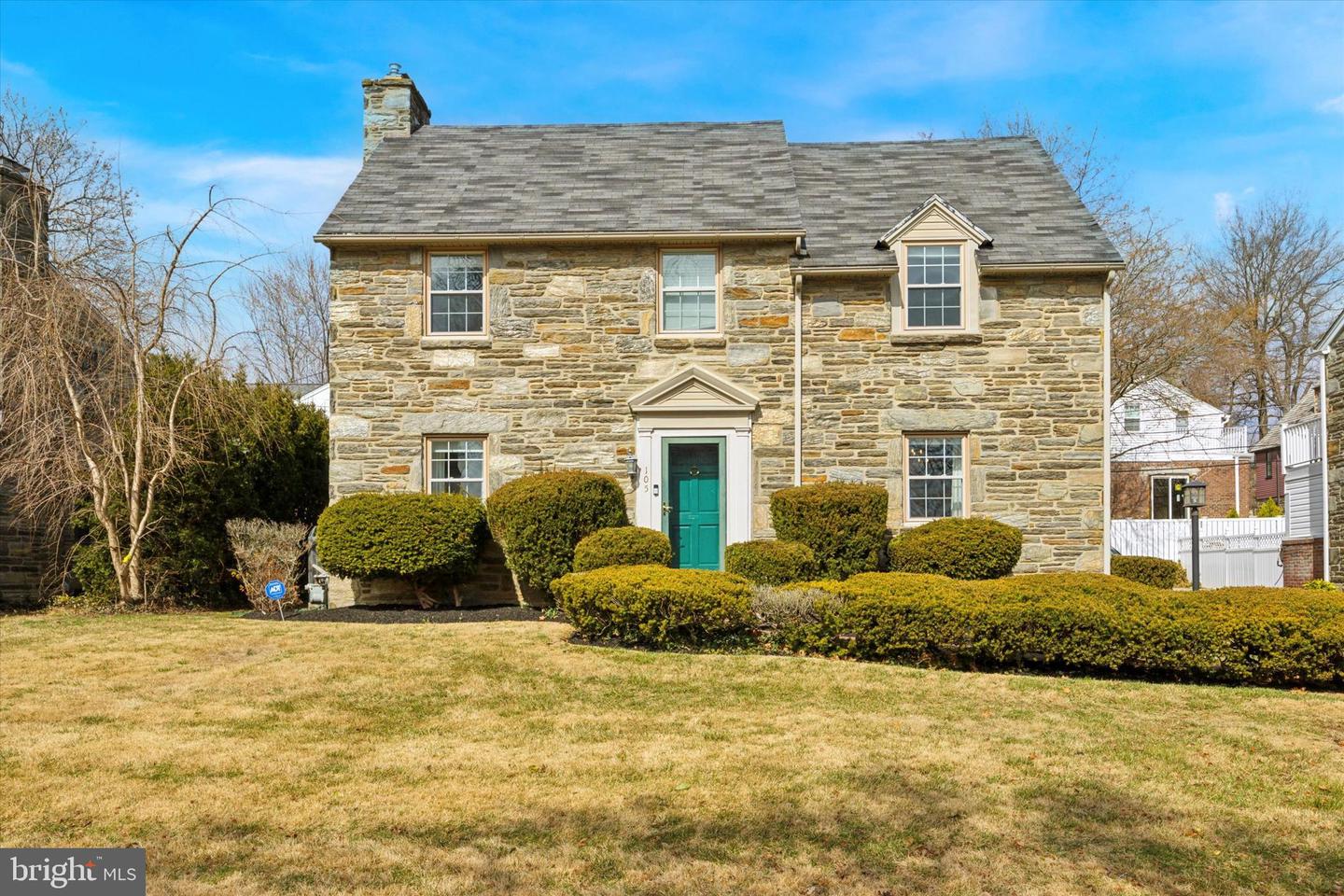 105 Grasmere Rd Property Photo