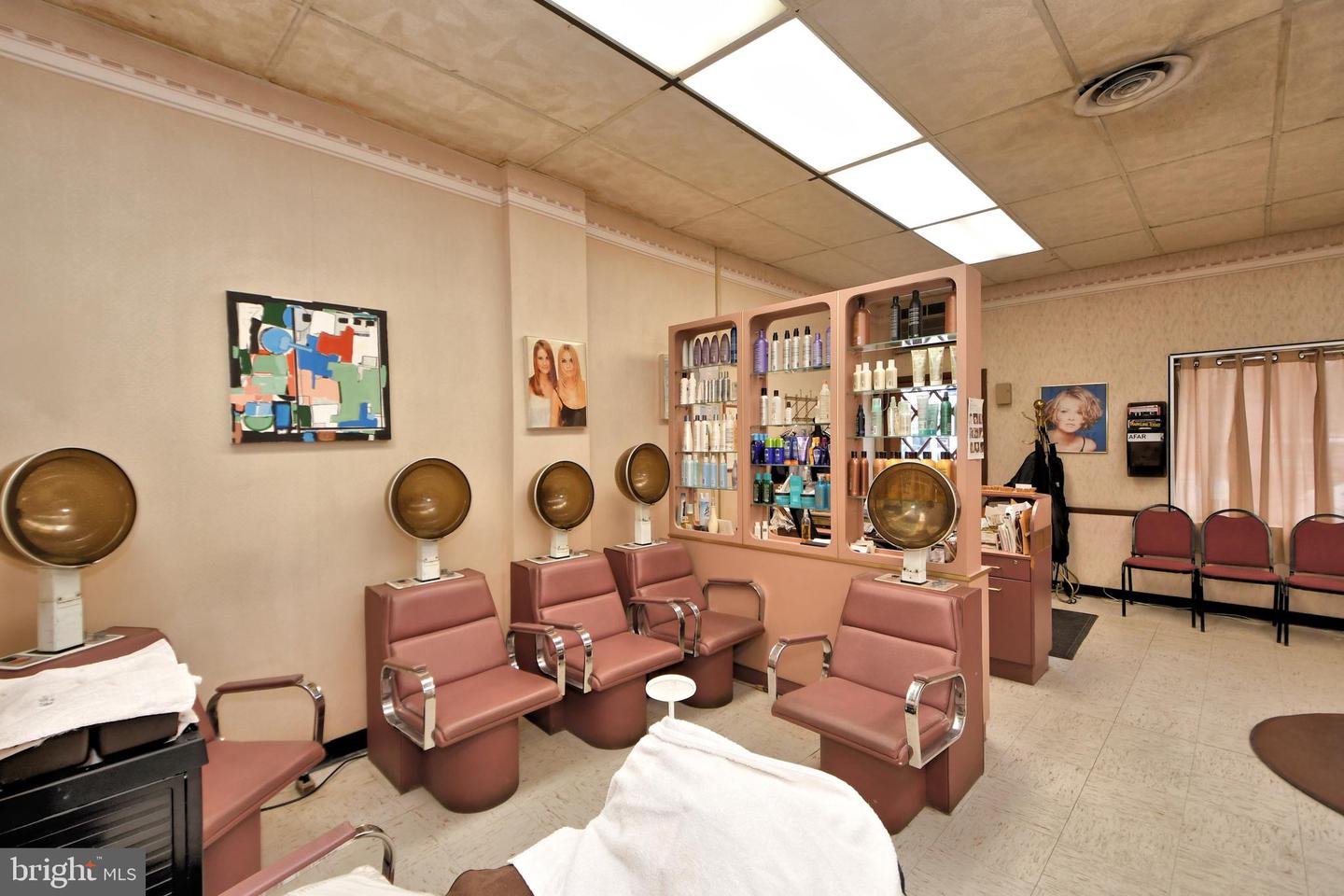 46 Rittenhouse Pl Property Photo 18