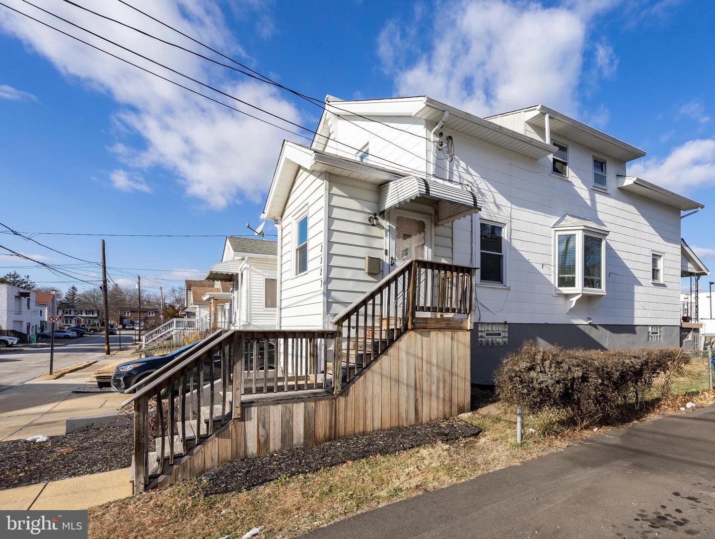 2327 Nylsor Ave Property Photo
