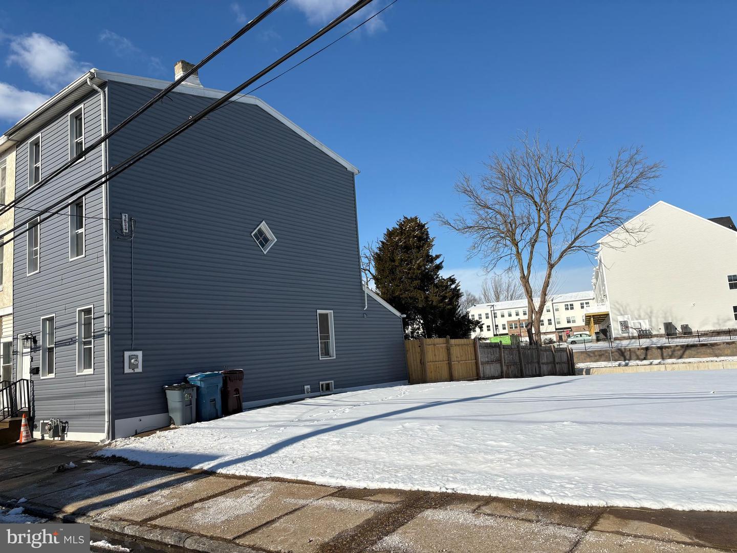 11 W Front St Property Photo 1