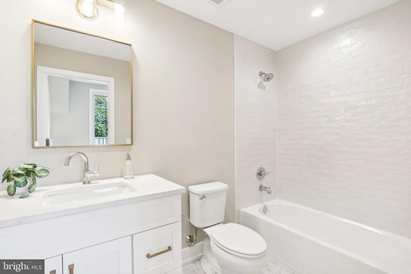 1096-1118 E Willow Grove Ave #lot 10 Property Photo 26