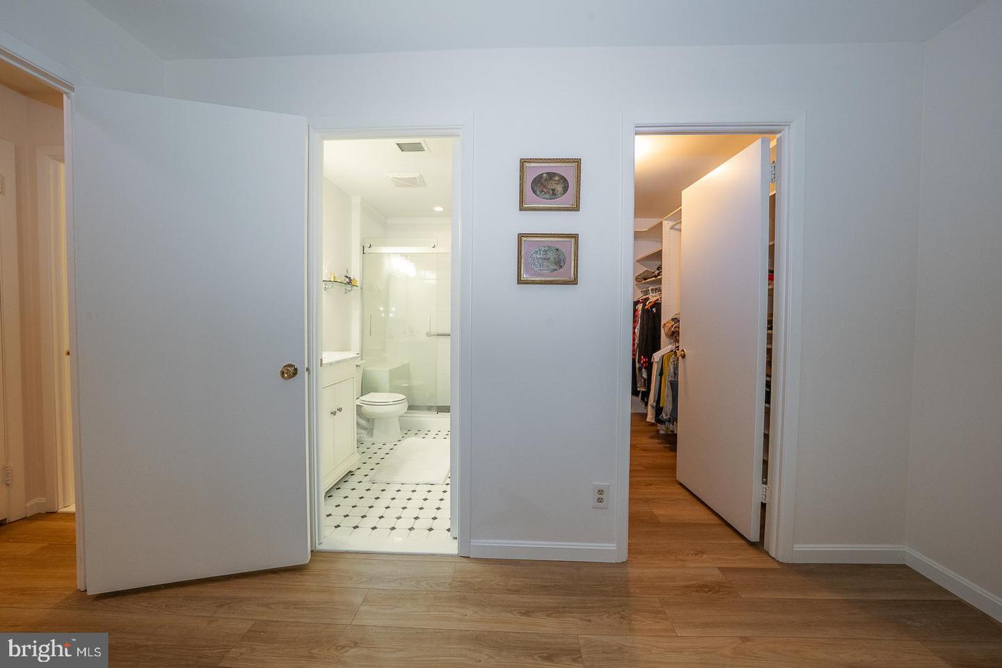 1730 Oakwood Ter #9-a Property Photo 17