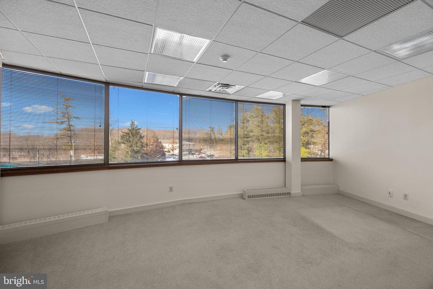 667 Welsh Rd #2 Property Photo 24