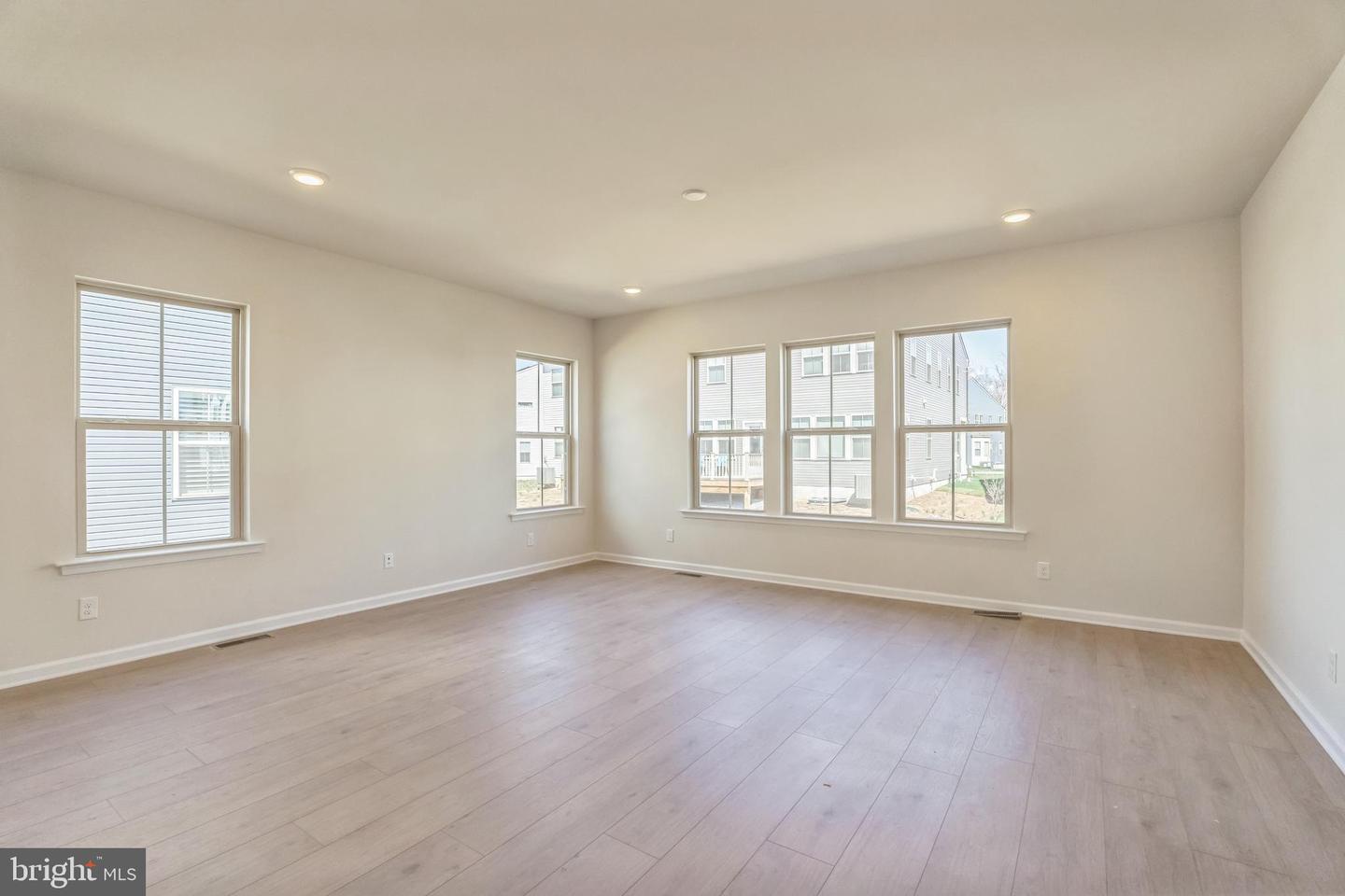 623 Liberty Ridge Rd Property Photo 5