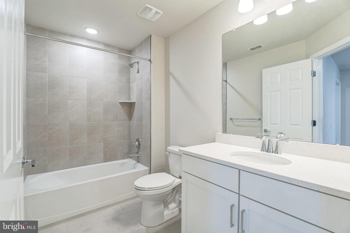 623 Liberty Ridge Rd Property Photo 12