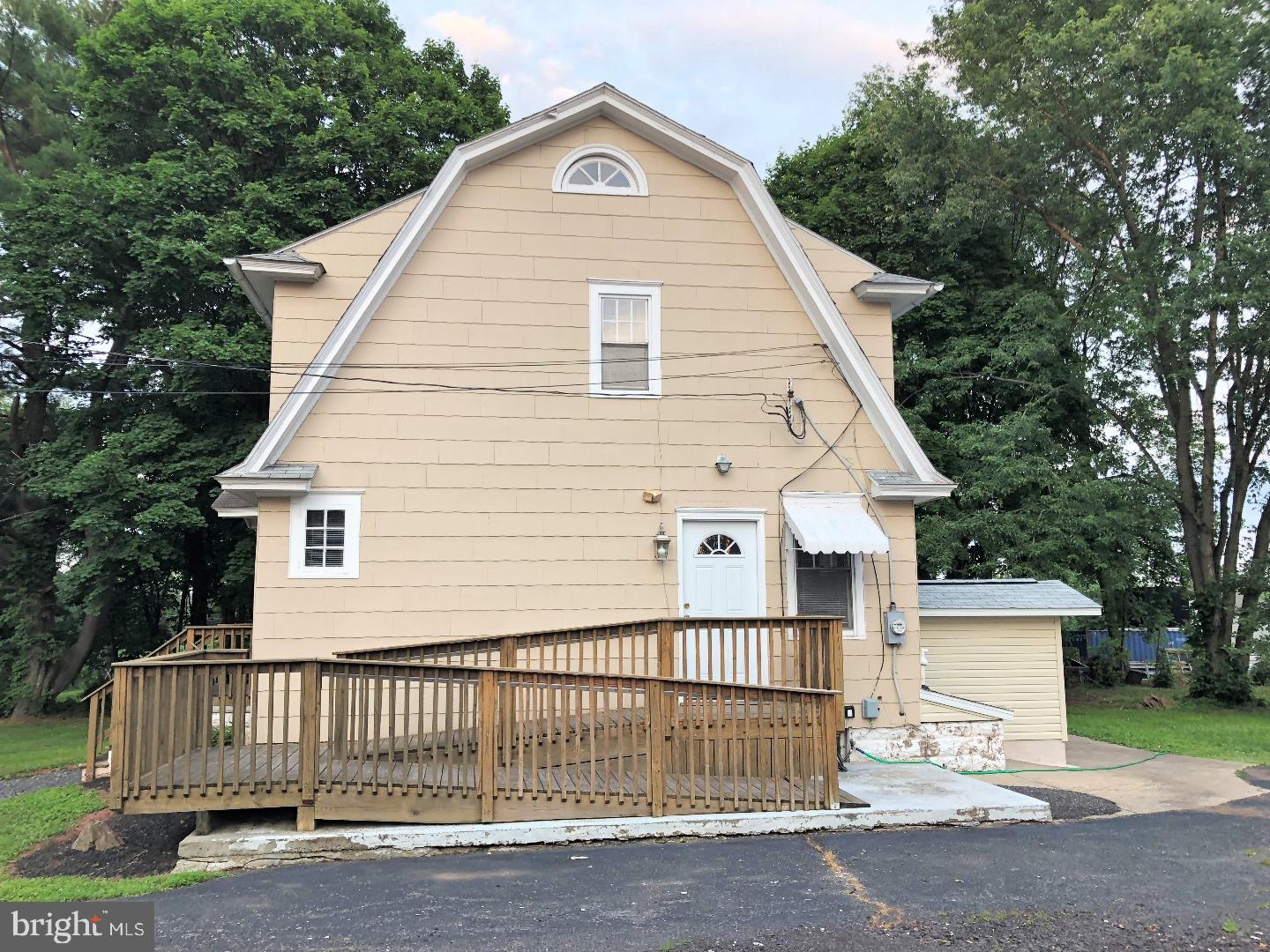 160 Rahns Rd Property Photo 2